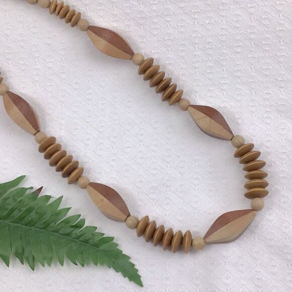 Natural Wood Bead Geometric Necklace - Picture 5 of 9